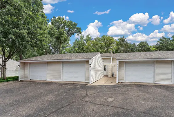 12131 Drake Street Nw, Minneapolis, MN 55448