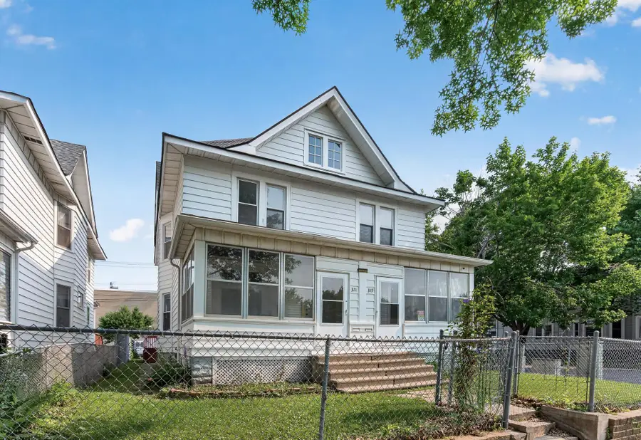 319/321 Aurora Avenue, Saint Paul, MN 55103 - #2