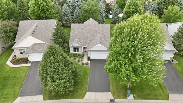 10812 Thone Circle, Woodbury, MN 55129