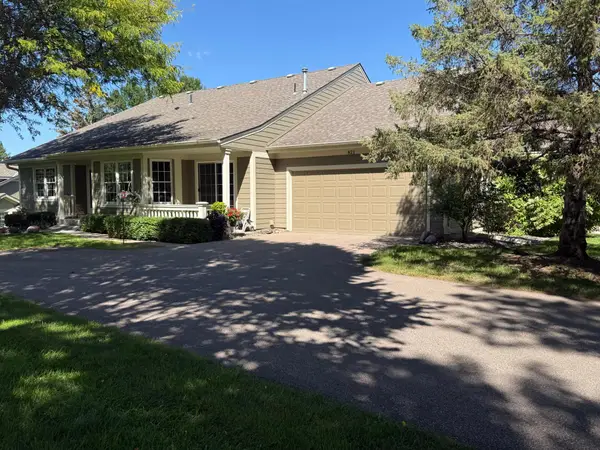 821 Ivy Lane, Saint Paul, MN 55123