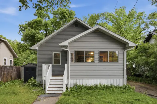 1017 14th Street S, Fargo, ND 58103