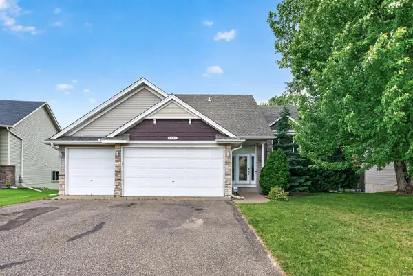 4928 159th Street N, Hugo, MN 55038