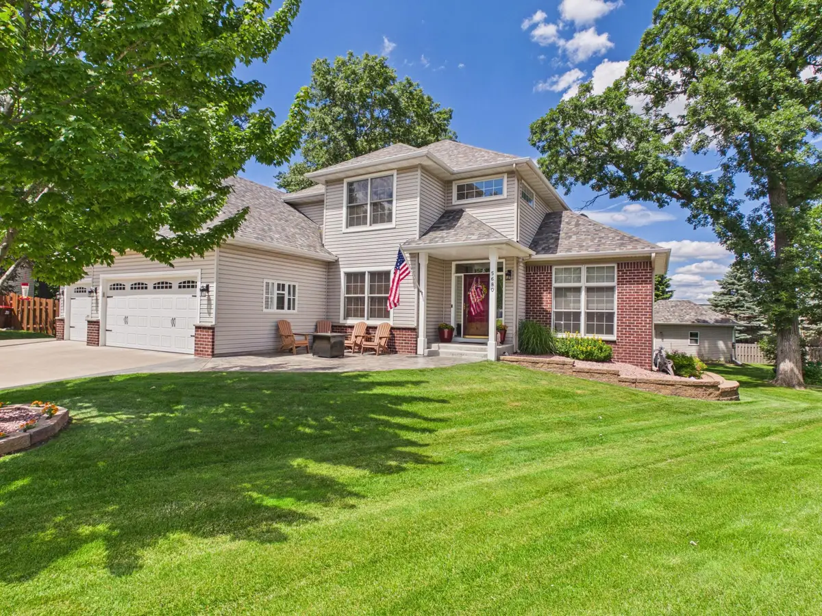 5680 Newgate Circle N, Stillwater, MN 55082 - #1