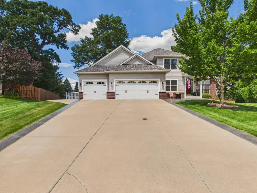 5680 Newgate Circle N, Stillwater, MN 55082 - #2