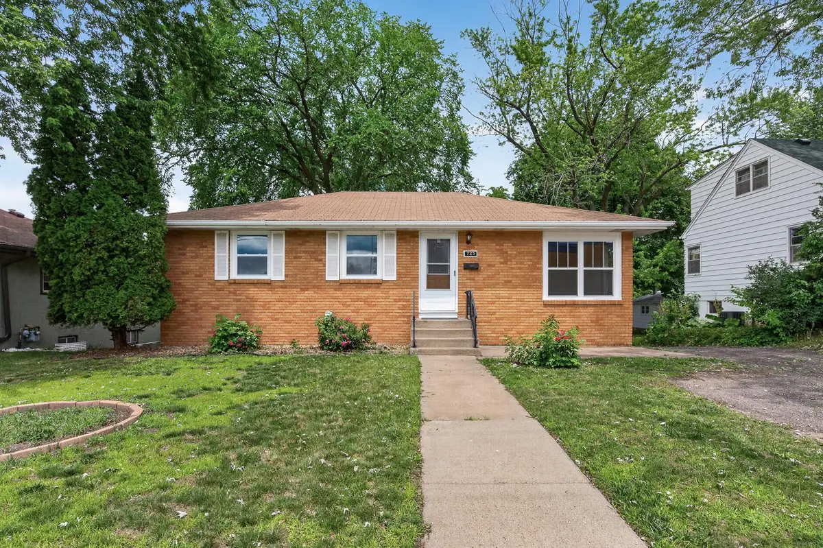 725 49th Avenue Ne, Minneapolis, MN 55421 - #1