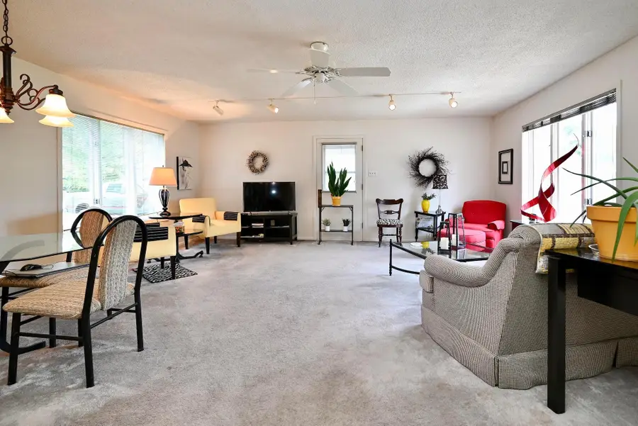 557 E 2nd Street, Winona, MN 55987 - #3