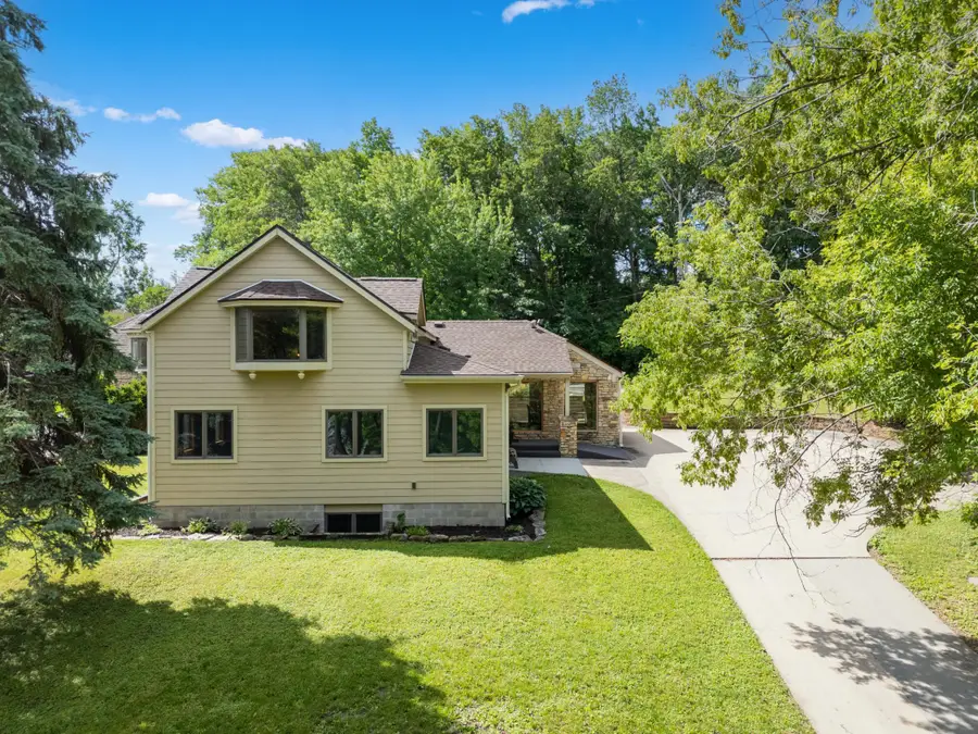 2418 5th Street Sw, Rochester, MN 55902 - #2