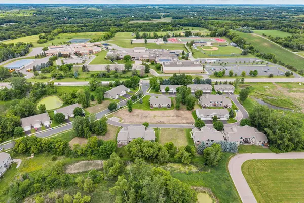 7624 Red Fox Trail, Rockford, MN 55373