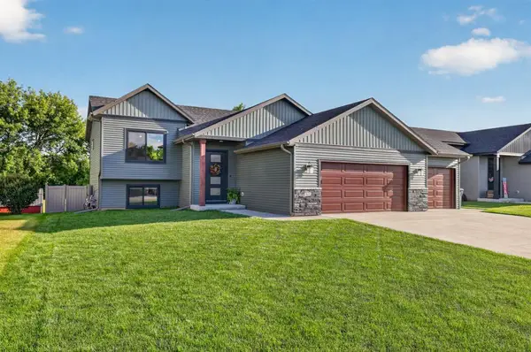 419 Skogen Drive, Kenyon, MN 55946