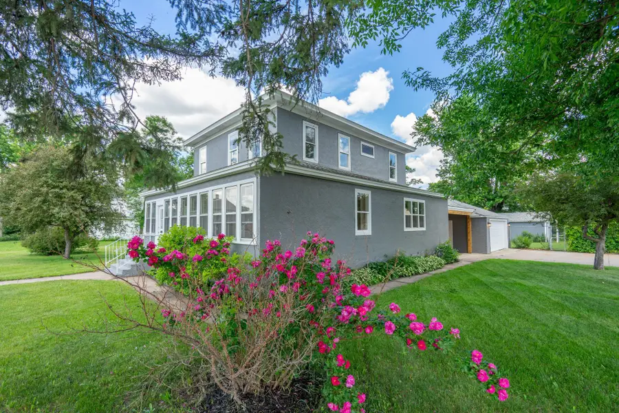 415 1st Avenue Ne, Little Falls, MN 56345 - #2