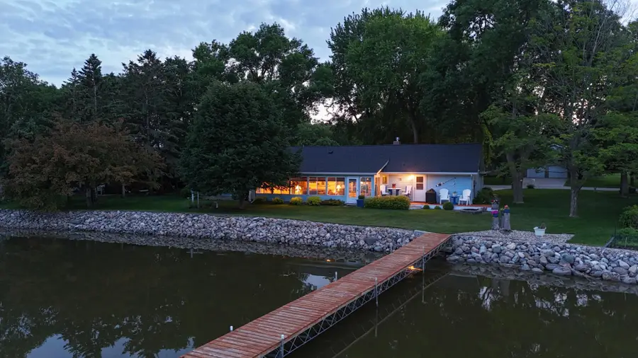 2305 NE Country Club Dr, Willmar, MN 56201 - #2