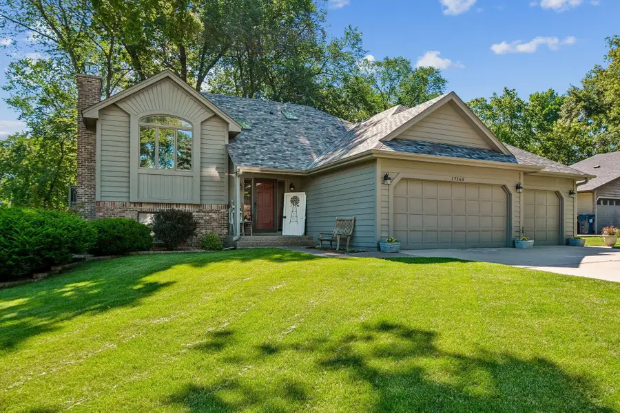 17160 Hamilton Drive, Lakeville, MN 55044 - #2