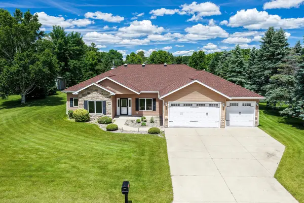 750 Lake Forest Circle, Detroit Lakes, MN 56501