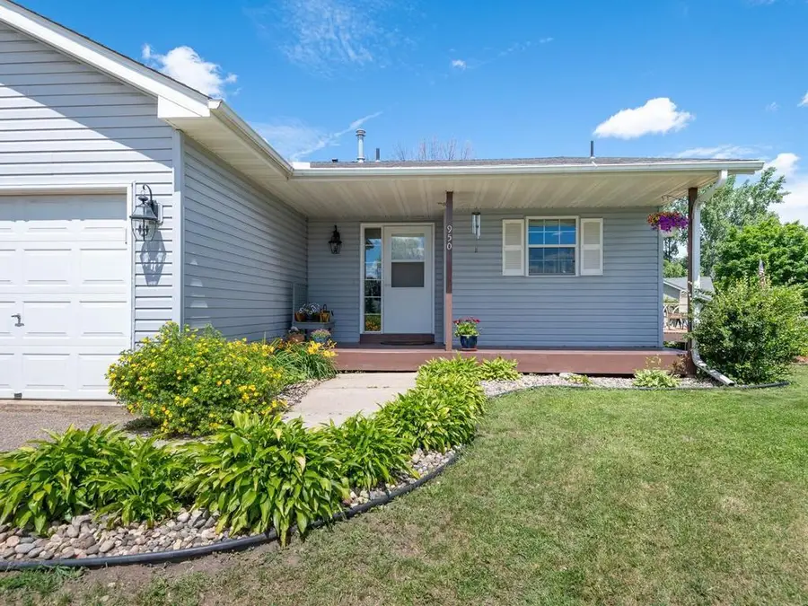 950 Oak Court, Waconia, MN 55387 - #2