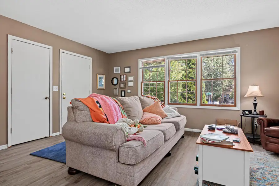 921 Weeks Avenue Se, Minneapolis, MN 55414 - #2