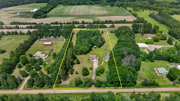 8688 380th Street, North Branch, MN 55056