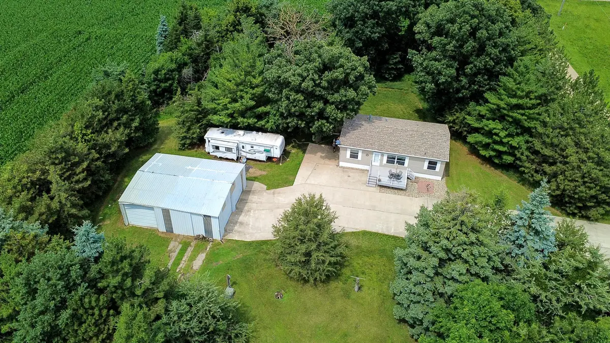21915 County Road 7, Hutchinson, MN 55350 - #1
