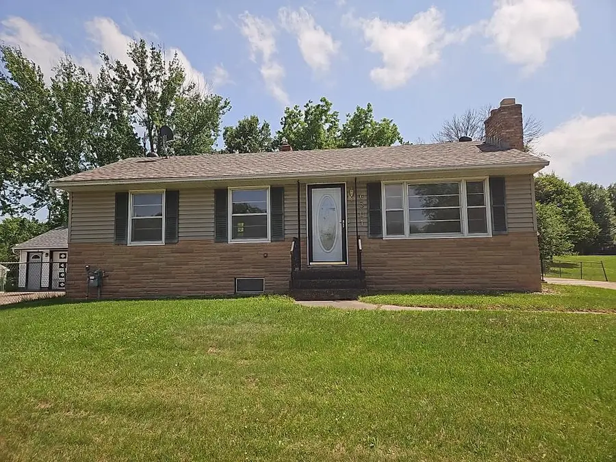 6301 Oak Knoll Plaza, Woodbury, MN 55125 - #3