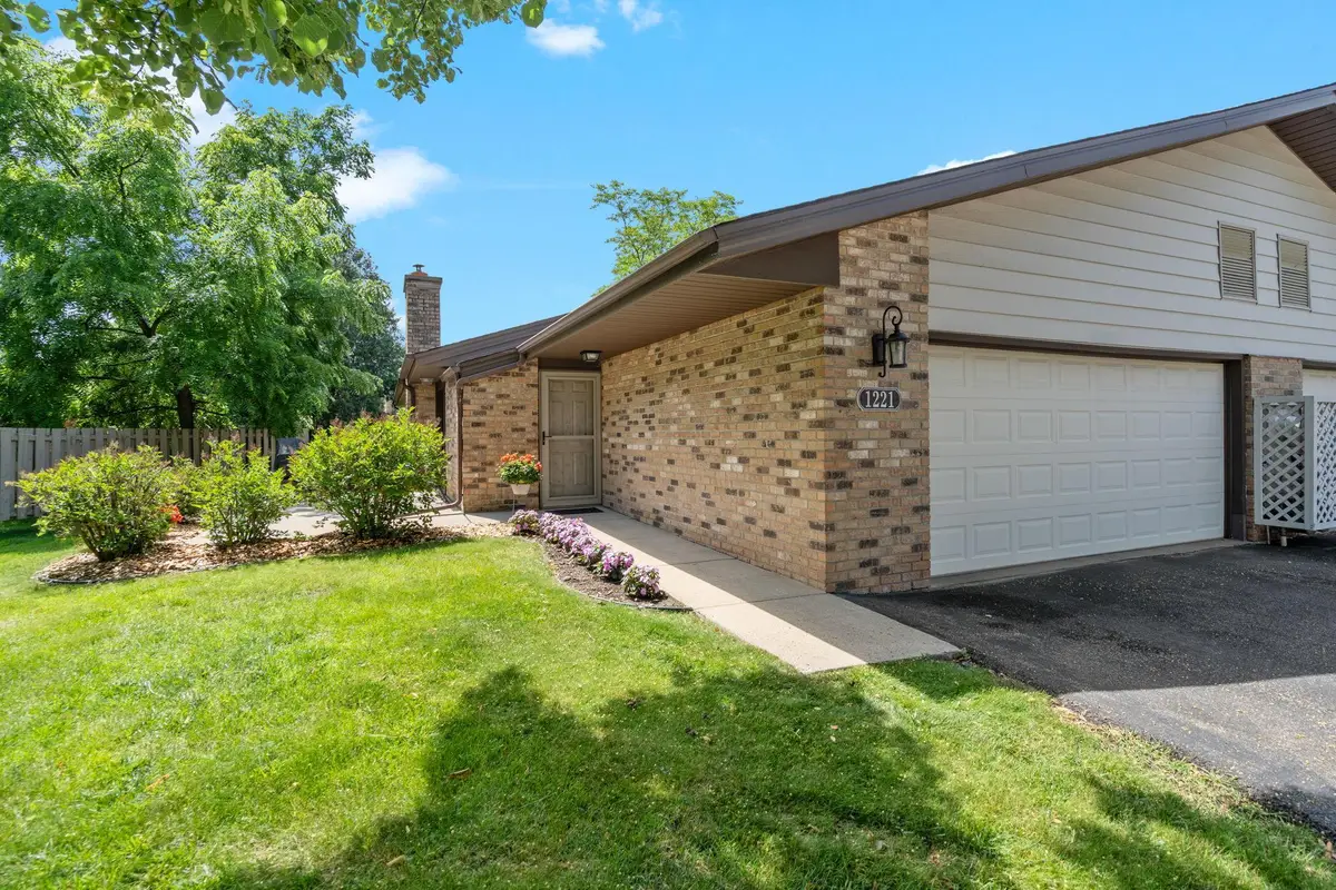1221 Archer Lane N, Minneapolis, MN 55447 - #1
