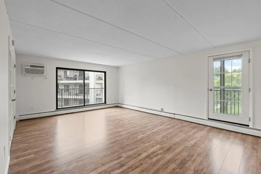 10411 Cedar Lake Road #419, Minnetonka, MN 55305 - #3