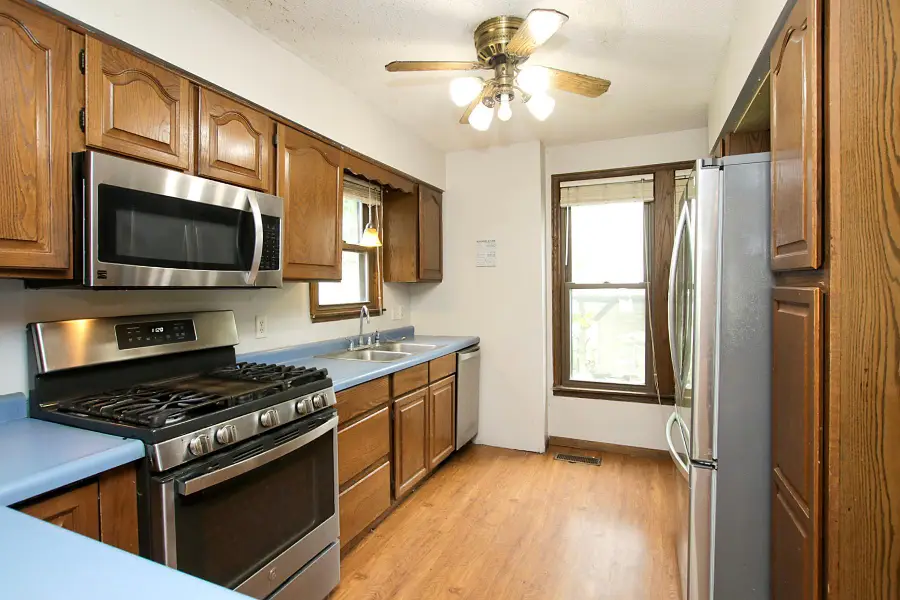 715 N Holcombe Avenue, Litchfield, MN 55355 - #2