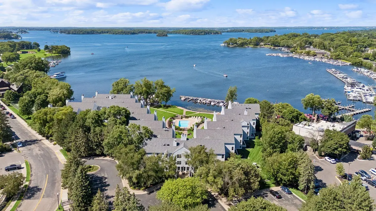 603 Lake Street #215, Excelsior, MN 55331 - #1