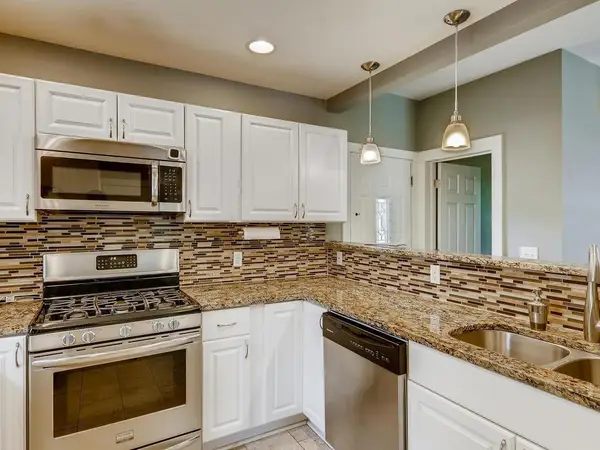 3041 30th Avenue S, Minneapolis, MN 55406