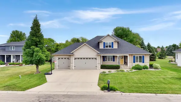309 43rd Avenue S, Moorhead, MN 56560