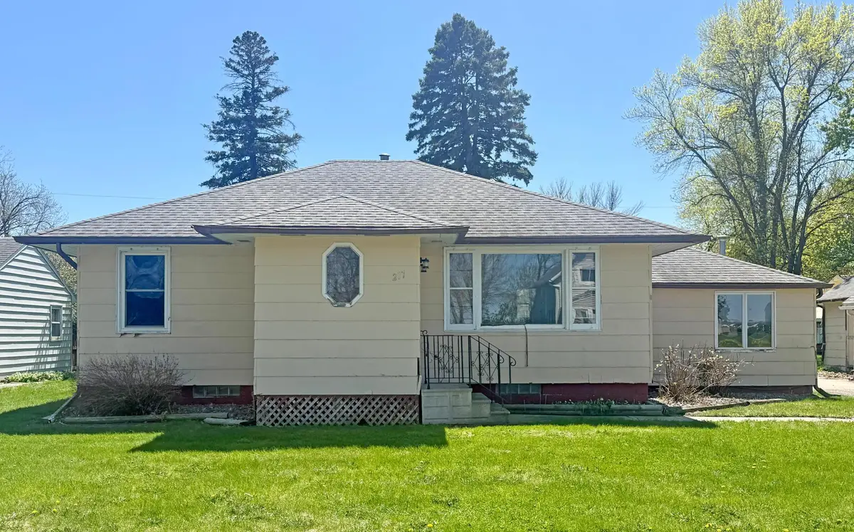 217 Pearl Street W, Amboy, MN 56010 - #1