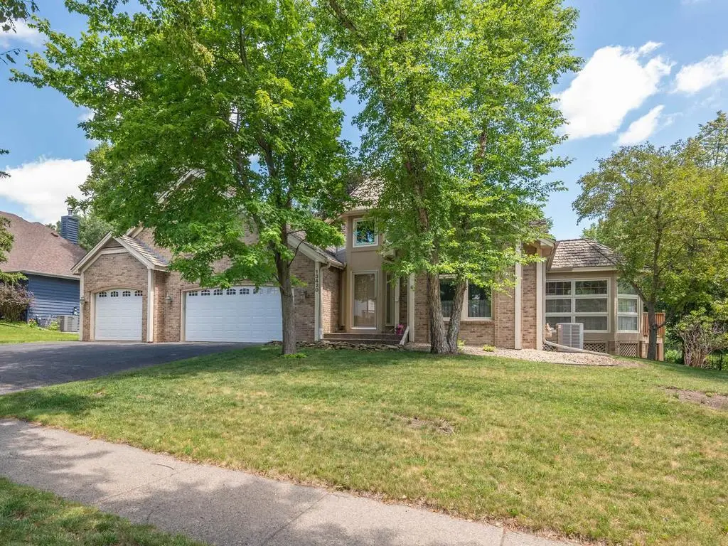 13420 Pennock Avenue, Apple Valley, MN 55124 - #1