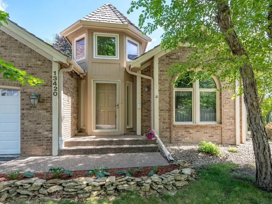 13420 Pennock Avenue, Apple Valley, MN 55124 - #3