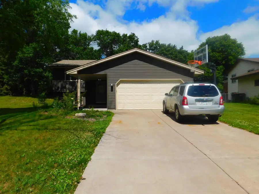 12132 Jefferson Street Ne, Blaine, MN 55434 - #3