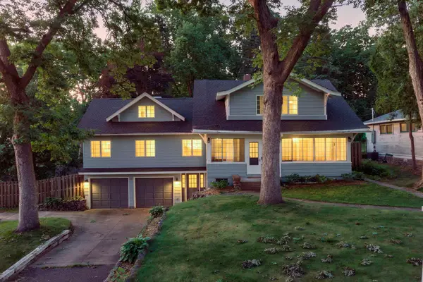 71 Fir Street, Saint Paul, MN 55115