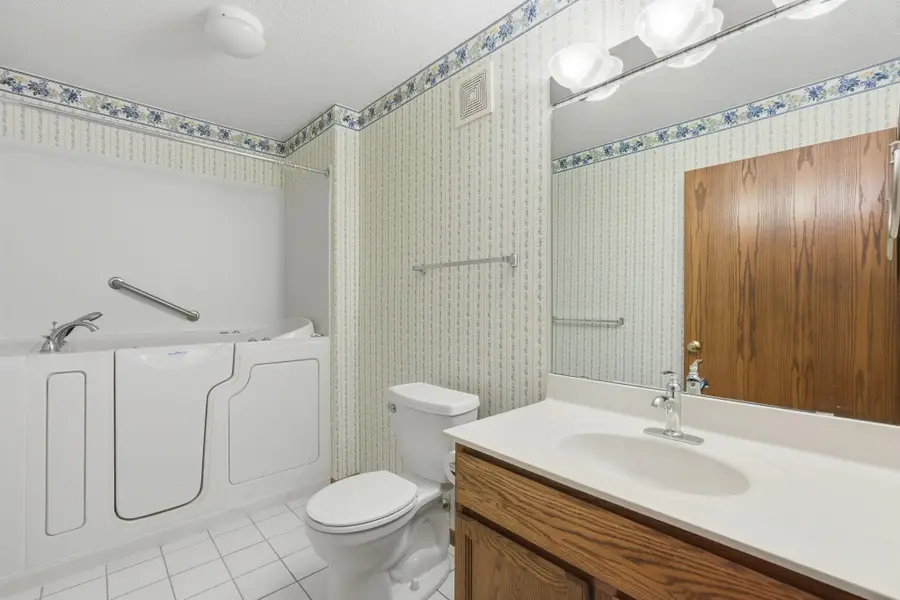 762 Lake Ridge Drive, Woodbury, MN 55129 - #3