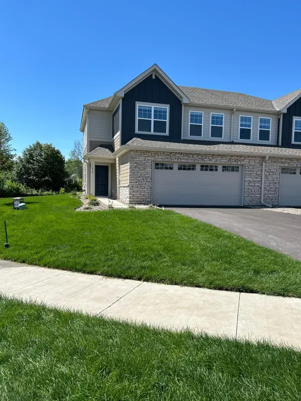 11034 203rd Street W, Lakeville, MN 55044