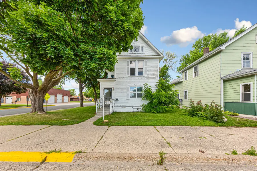 105 Ash Avenue Sw, Montgomery, MN 56069 - #3