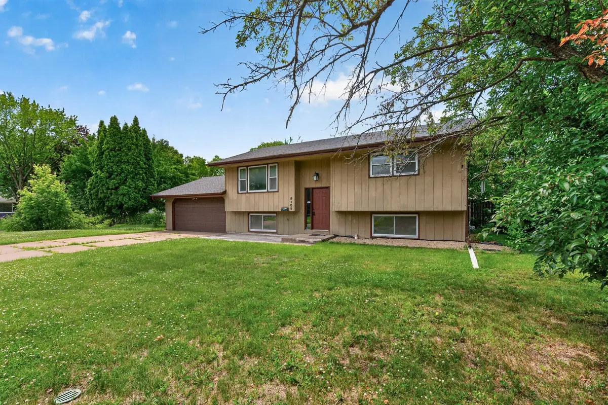 6709 Colorado Avenue N, Minneapolis, MN 55429 - #1