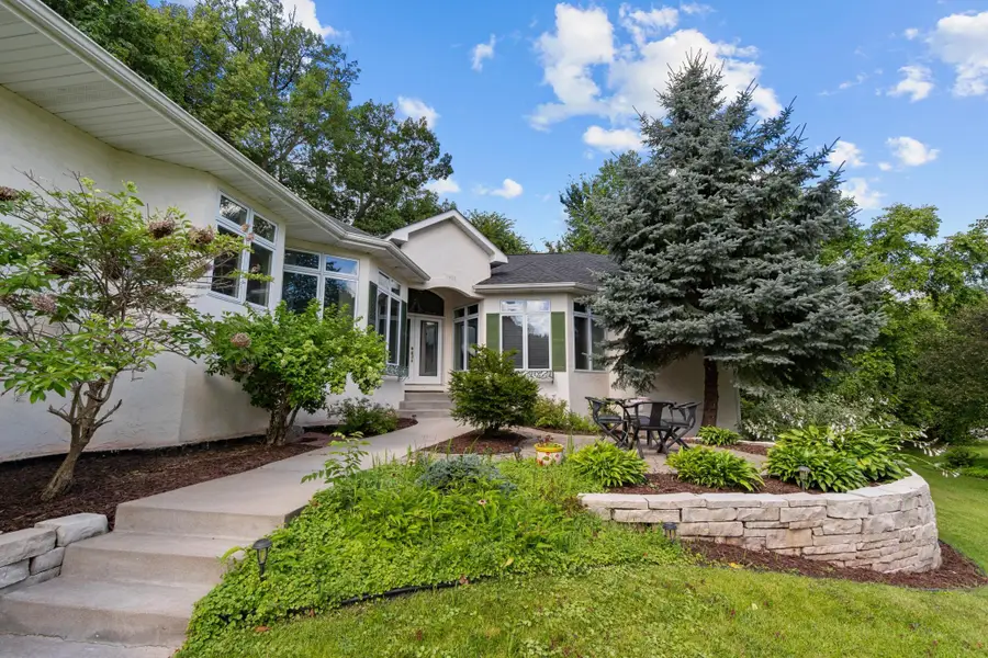 2888 Forest Ridge, Chaska, MN 55318 - #2