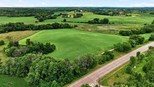 XXX St. Croix Trail, Lindstrom, MN 55045