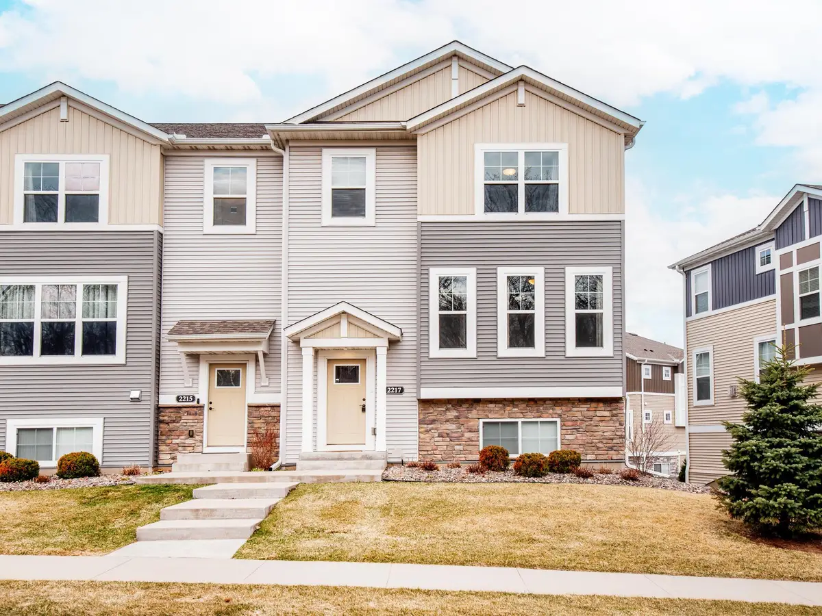 2217 Gateway Hill Road, Saint Paul, MN 55109 - #1