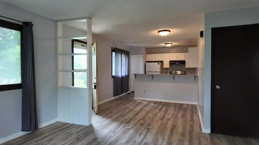 6416 83rd Court N, Brooklyn Park, MN 55445 - #3