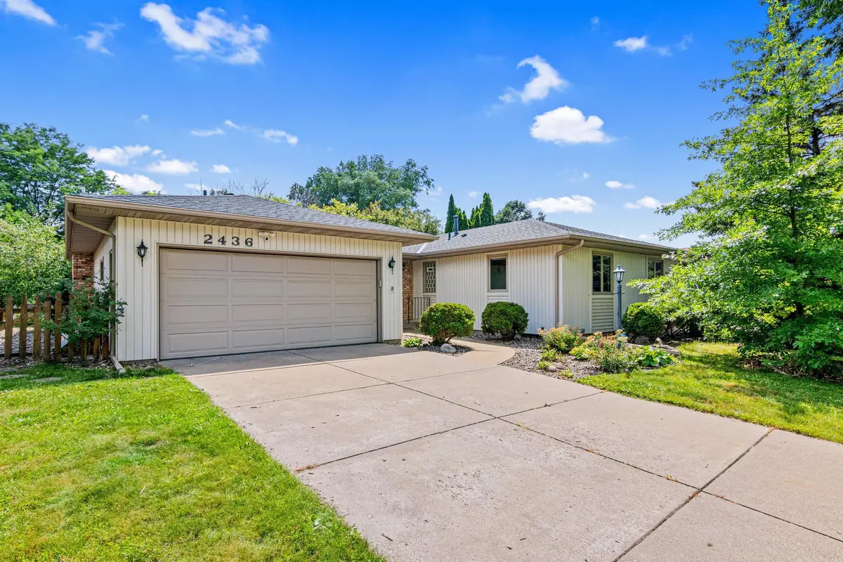 2436 Standridge Avenue, Saint Paul, MN 55109 - #1