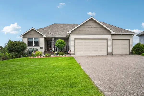 31473 Marvin Avenue, Lindstrom, MN 55045
