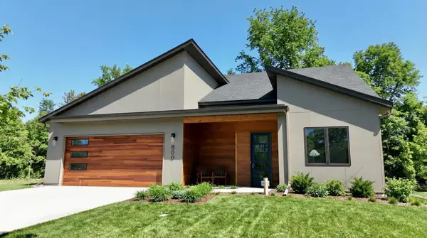 600 Kraewood Drive, Northfield, MN 55057