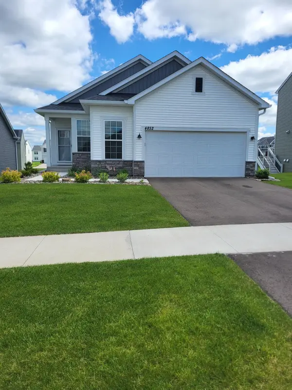 4852 Airlake Drive, Saint Paul, MN 55129