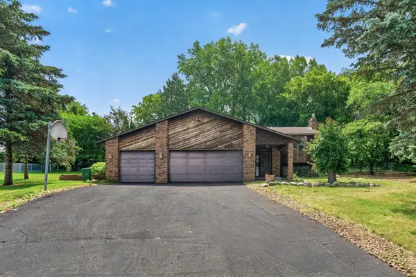 888 Nina Court, Saint Paul, MN 55118