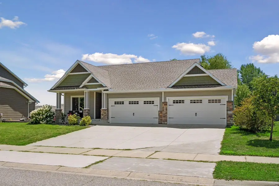 2157 Maple Street Sw, Howard Lake, MN 55349 - #2