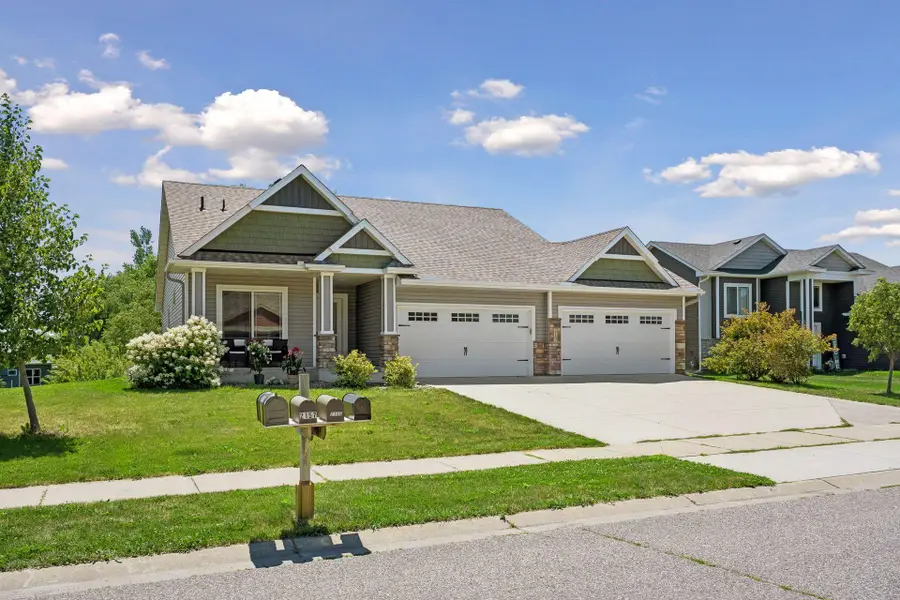 2157 Maple Street Sw, Howard Lake, MN 55349 - #3