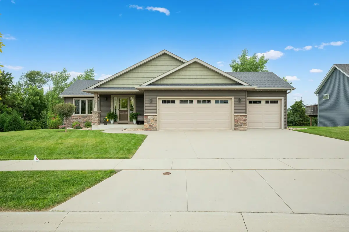 3993 Stone Point Drive Ne, Rochester, MN 55906 - #1