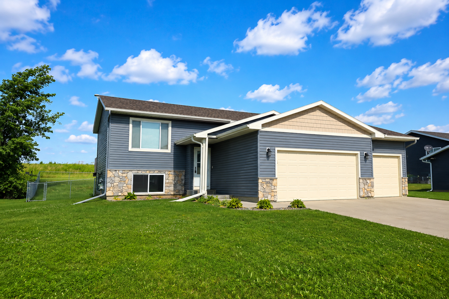 906 7th Avenue, Wanamingo, MN 55983 - #2